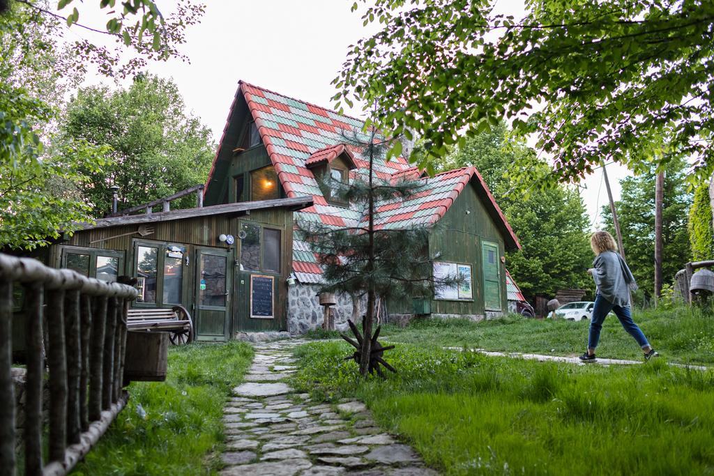 Hindiba Doga Evi Hotel Mengen Luaran gambar